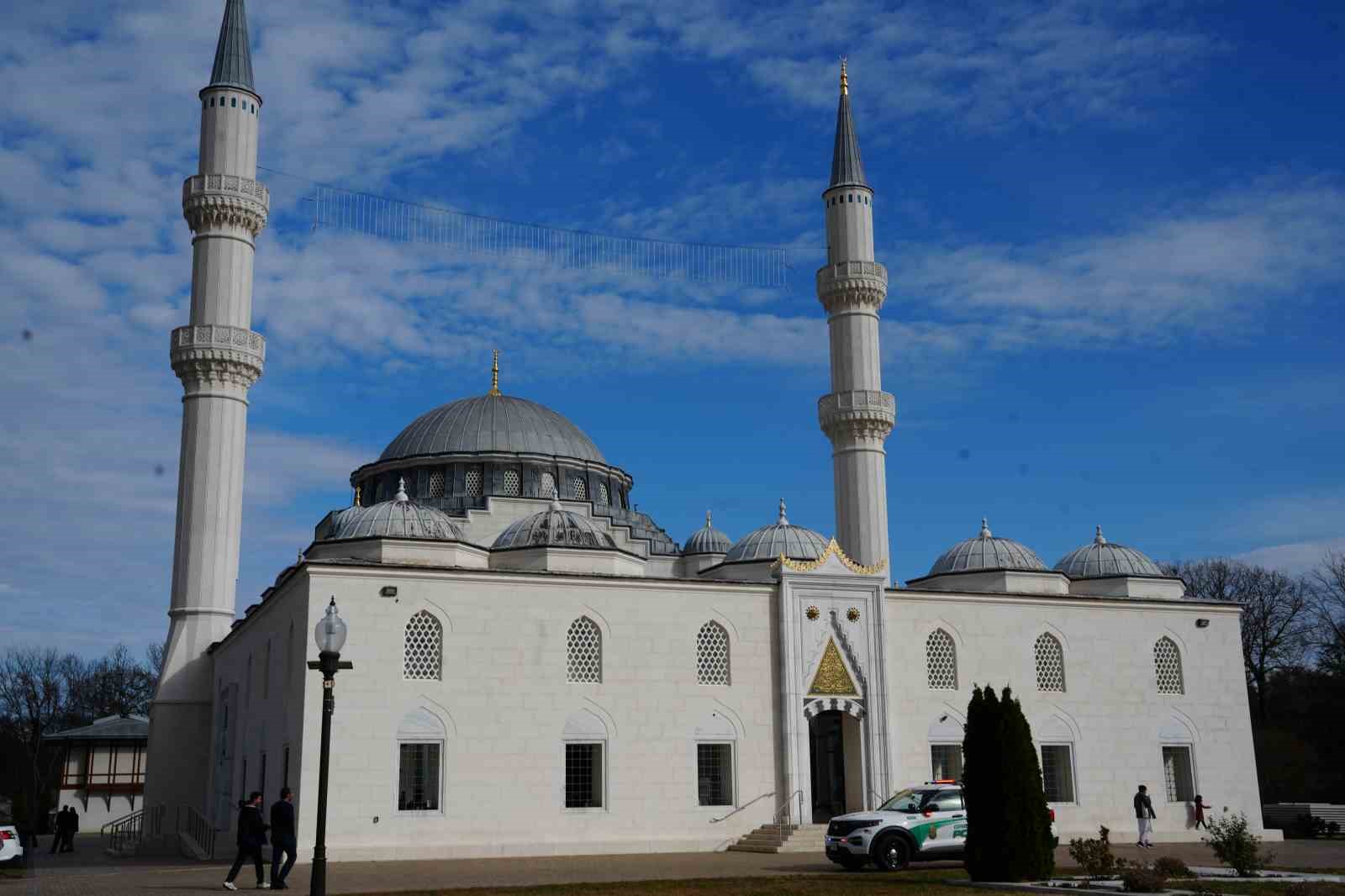 Muazzez Abacı’nın kızı Aslı Abacı: "Annem antibiyotik tedavisine ters reaksiyon verdi" 4 muazzez abacinin kizi asli abaci annem antibiyotik tedavisine ters reaksiyon verdi 0 bhQA77zw