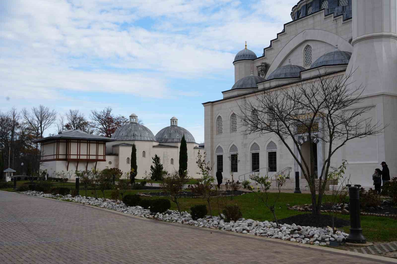 Muazzez Abacı’nın kızı Aslı Abacı: "Annem antibiyotik tedavisine ters reaksiyon verdi" 7 muazzez abacinin kizi asli abaci annem antibiyotik tedavisine ters reaksiyon verdi 3 iK6i6DYU