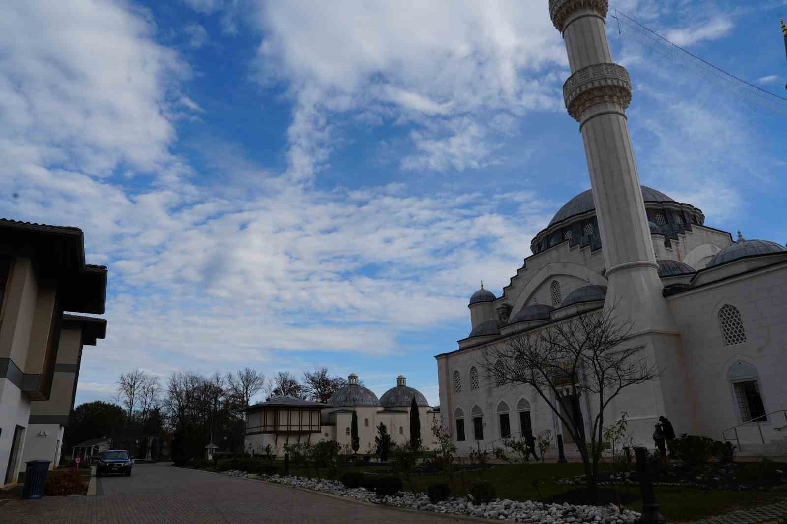 Muazzez Abacı’nın kızı Aslı Abacı: "Annem antibiyotik tedavisine ters reaksiyon verdi" 8 muazzez abacinin kizi asli abaci annem antibiyotik tedavisine ters reaksiyon verdi 4 RFPObAVT