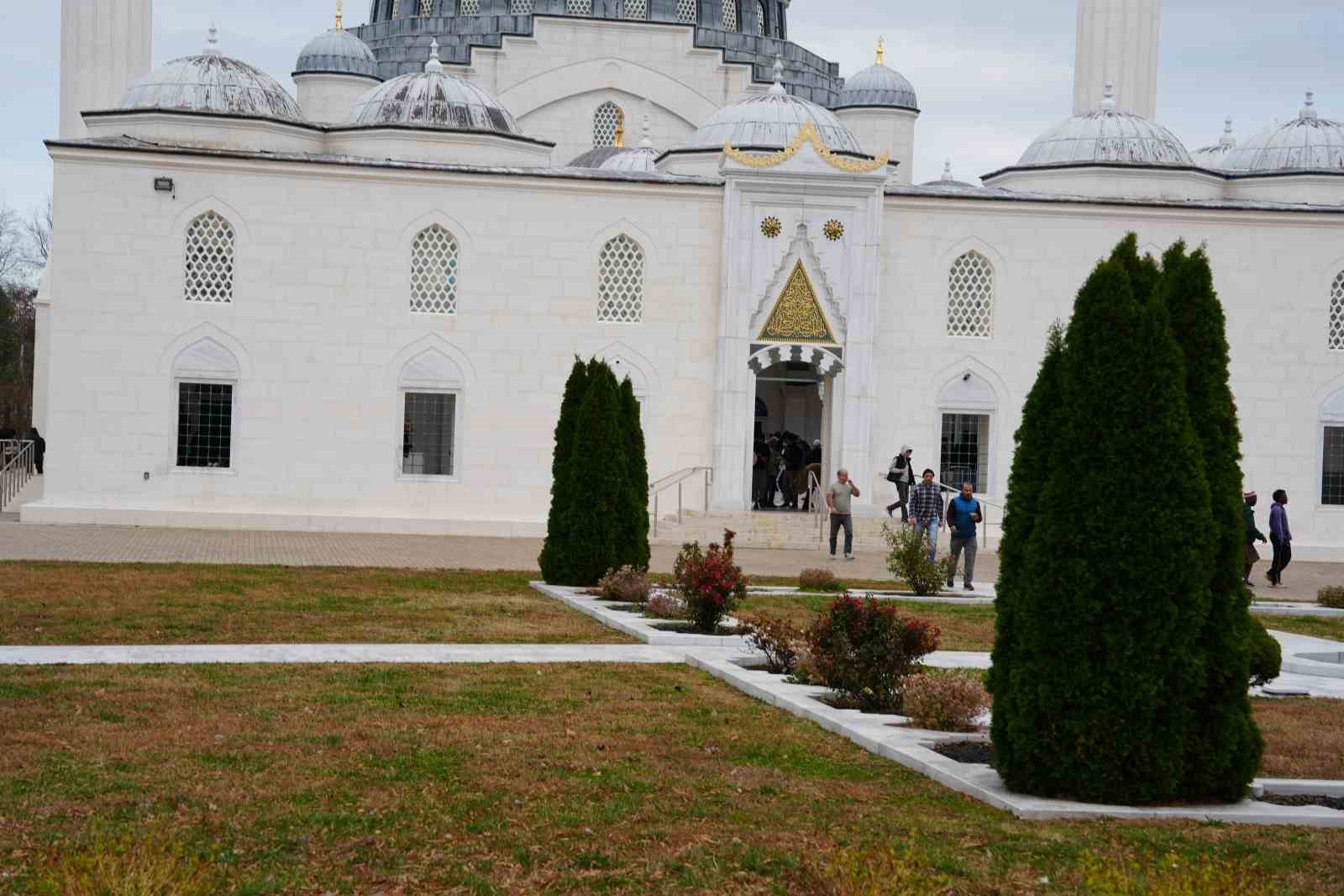 Muazzez Abacı’nın kızı Aslı Abacı: "Annem antibiyotik tedavisine ters reaksiyon verdi" 13 muazzez abacinin kizi asli abaci annem antibiyotik tedavisine ters reaksiyon verdi 9 3r6SytQw