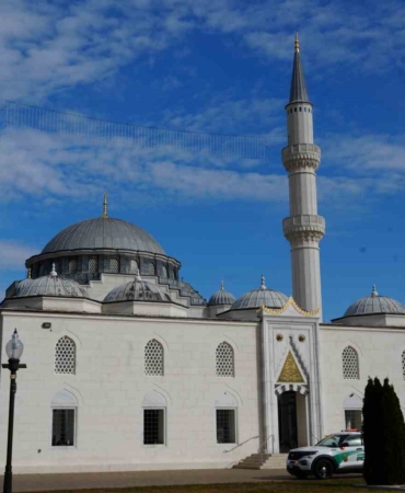 muazzez-abacinin-kizi-asli-abaci-annem-antibiyotik-tedavisine-ters-reaksiyon-verdi-gKTNimtE.jpg