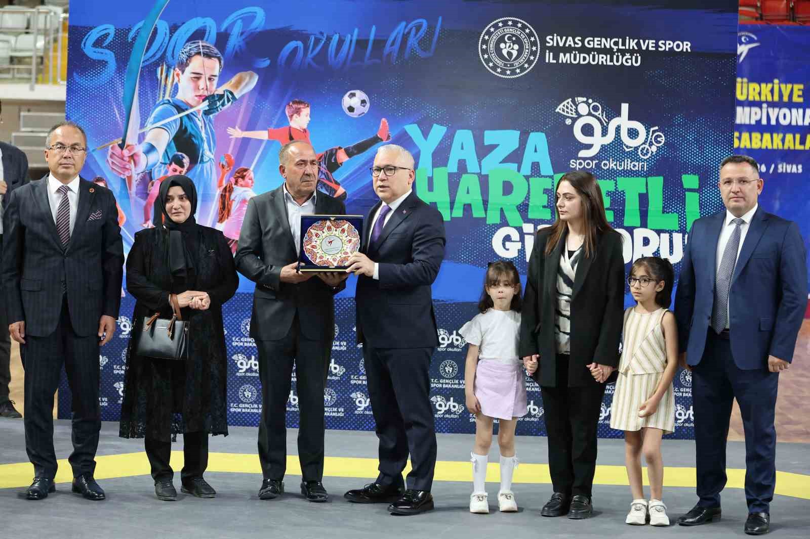 mucahit yanci dogu grubu taekwondo sampiyonasi sivasta basladi 0 ZEwrukL9