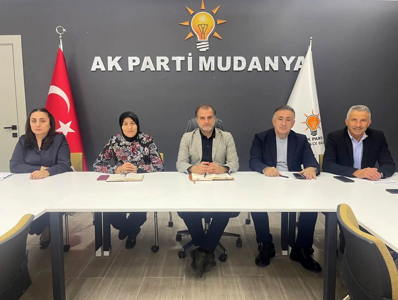 mudanya belediyesinin tasinmaz satis ilanina ak partiden tepki 0
