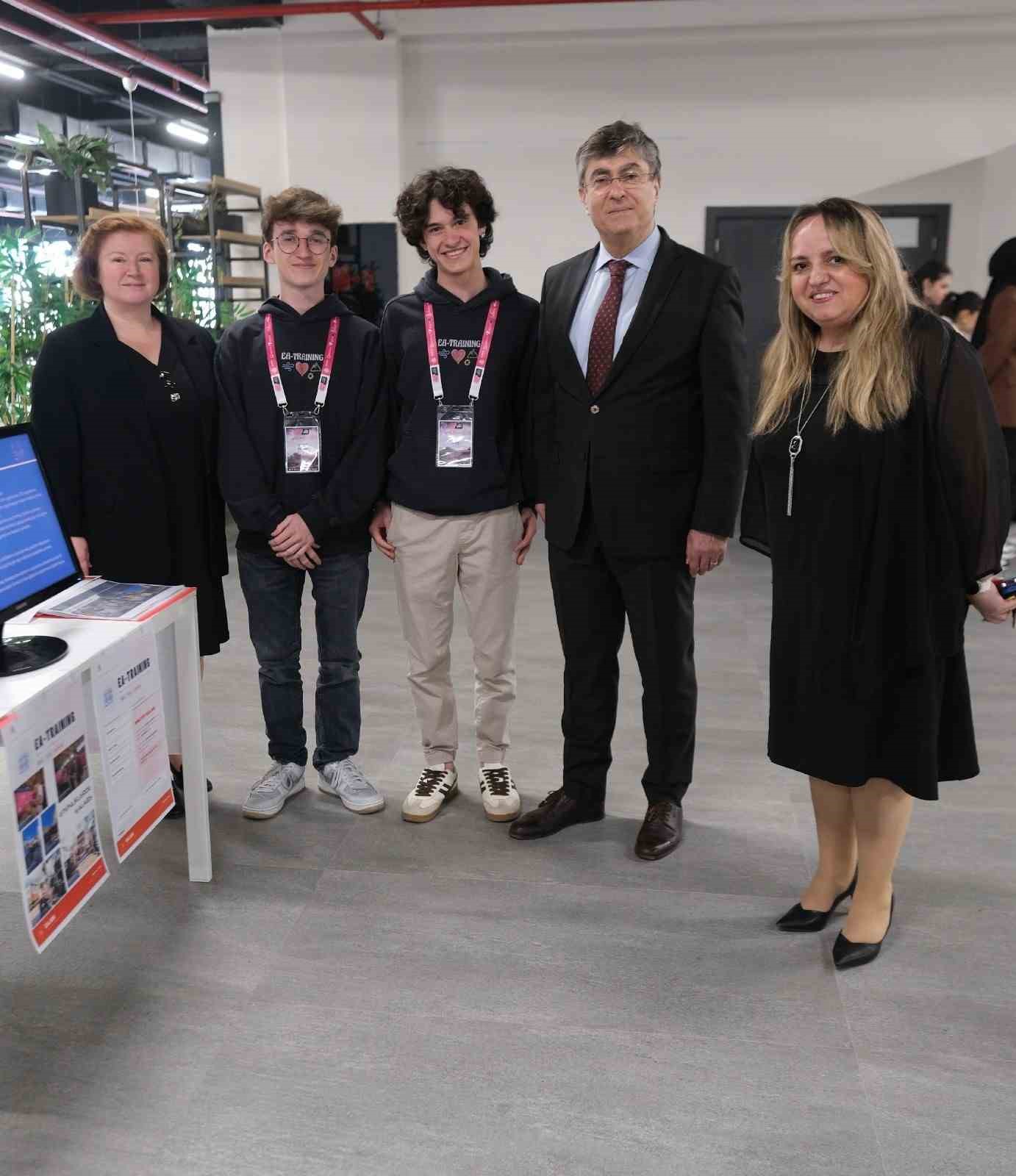 Mudanya Üniversitesi’nde gelecek konuşuldu 5 mudanya universitesinde gelecek konusuldu 1 dJyba93D