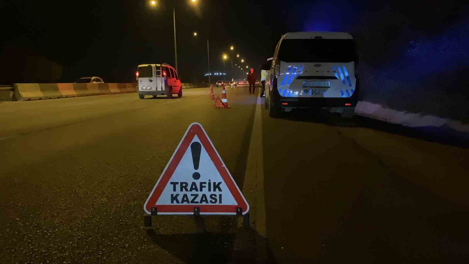mudanyada alkollu surucu dehseti motosiklete carpip kacti 6 5kpL4Nji