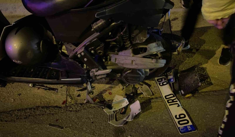 mudanyada-alkollu-surucu-dehseti-motosiklete-carpip-kacti-El8aWqgT.jpg