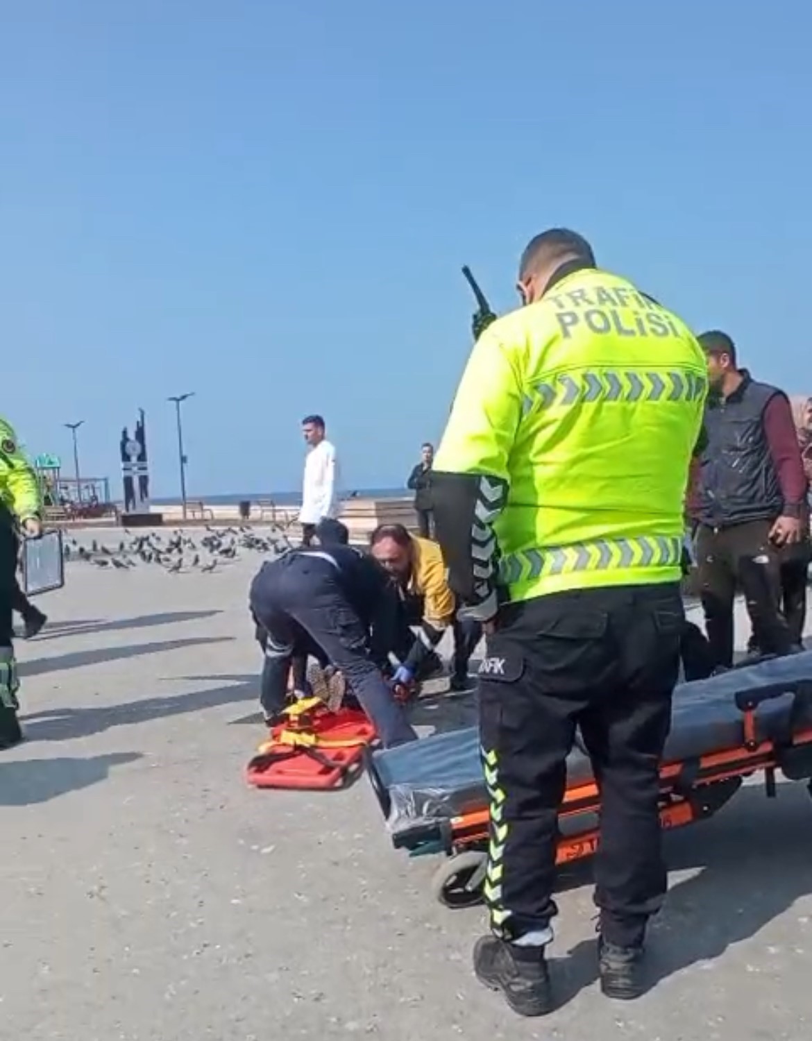 Mudanya’da kamyonun ezdiği 4 yaşındaki çocuk hayatını kaybetti 6 mudanyada kamyonun ezdigi 4 yasindaki cocuk hayatini kaybetti 2 2EBN1sjb
