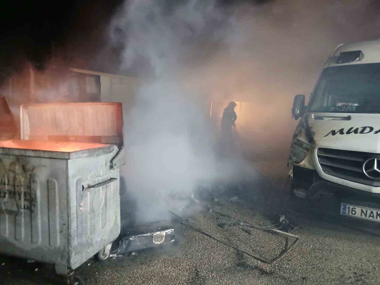 mudanyada minibus duraklarinda yangin panigi 3 sa6p4VV9