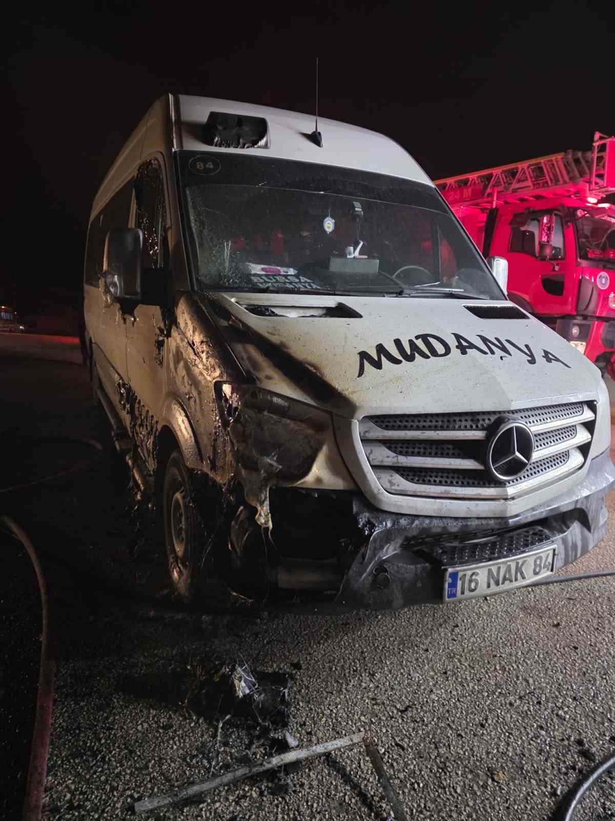 mudanyada minibus duraklarinda yangin panigi 5 WEfTiepe