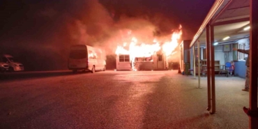 mudanyada-minibus-duraklarinda-yangin-panigi-mE9NpiZX.jpg