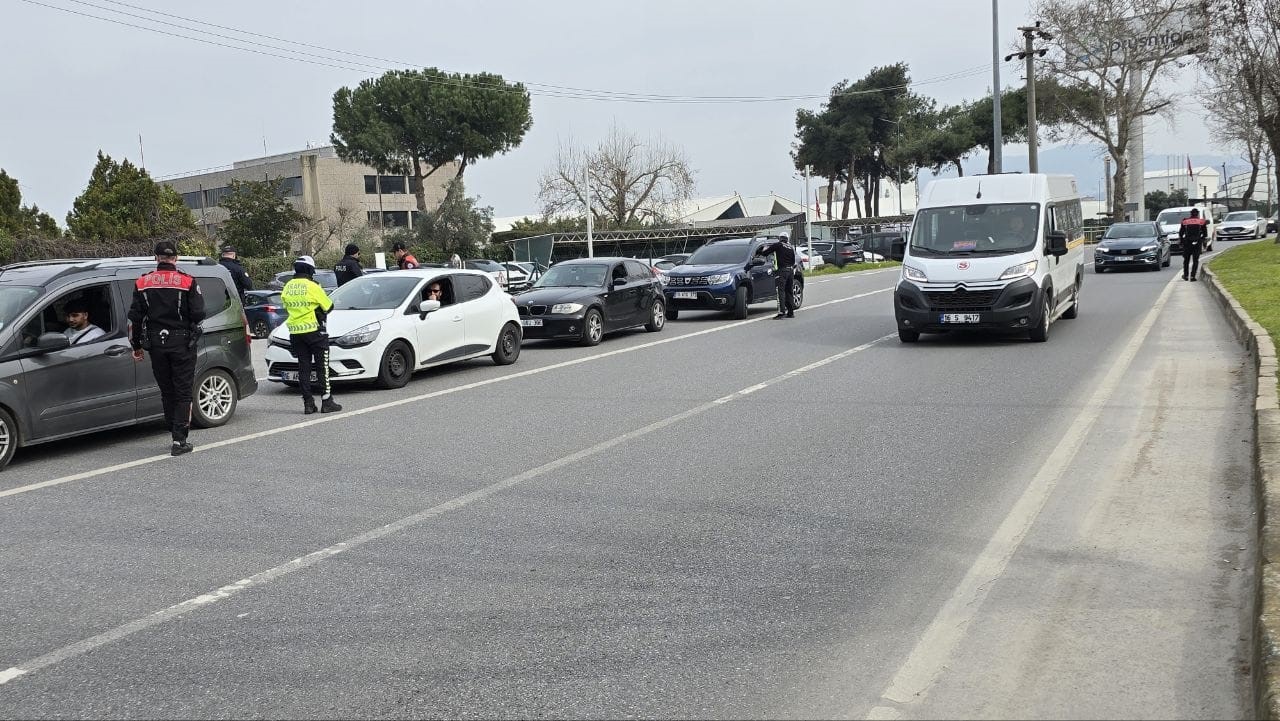 mudanyada polis ekipleri goz actirmiyor 1 wJwvA1Hj