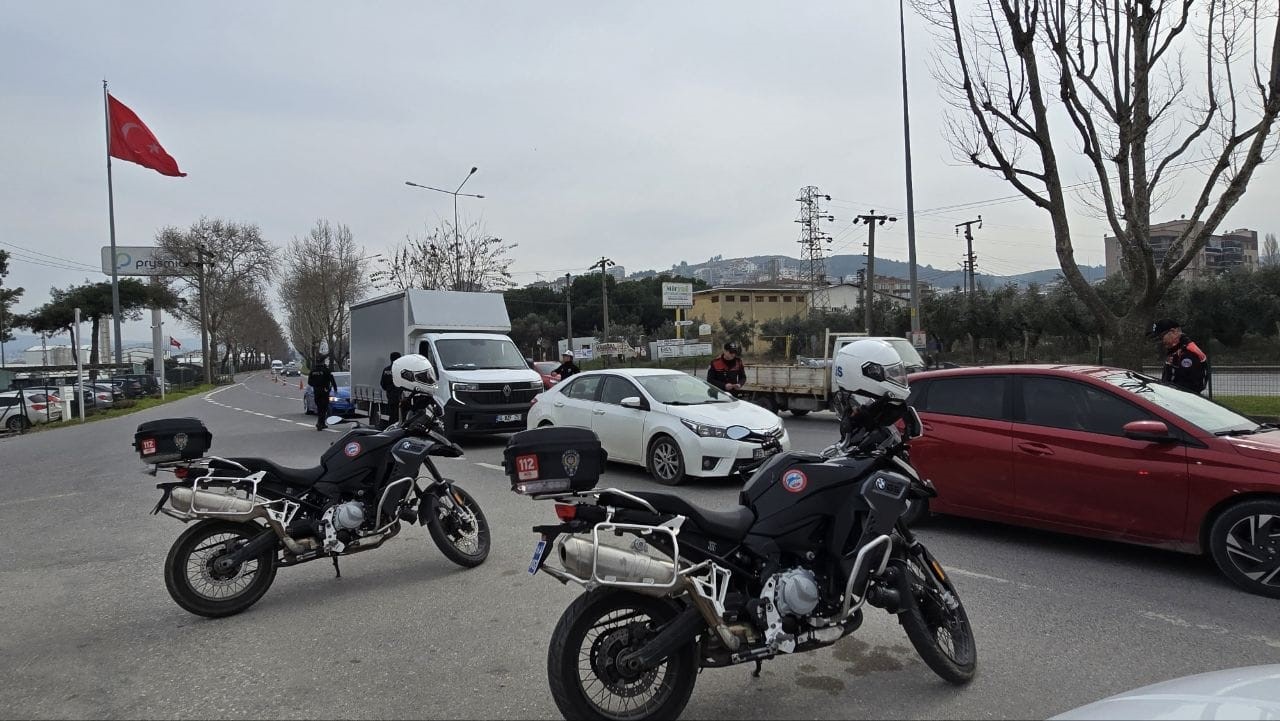 mudanyada polis ekipleri goz actirmiyor 2 keNTeOJb
