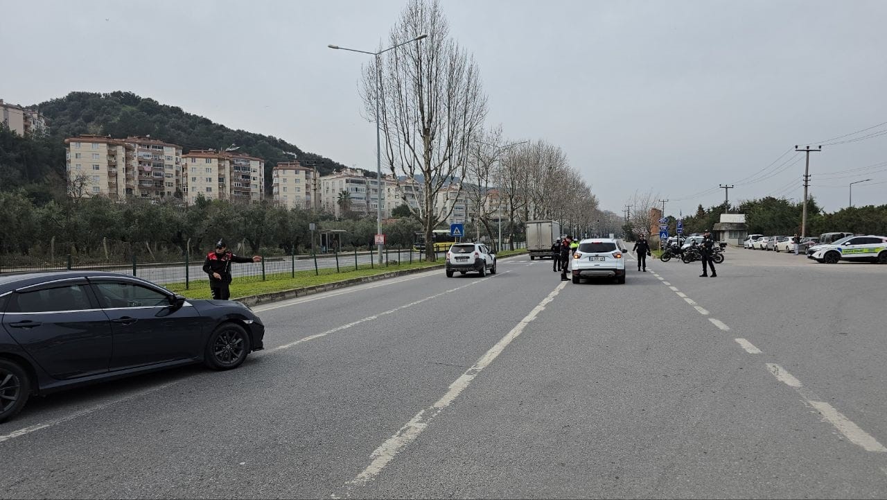 mudanyada polis ekipleri goz actirmiyor 3 qOJFjkts