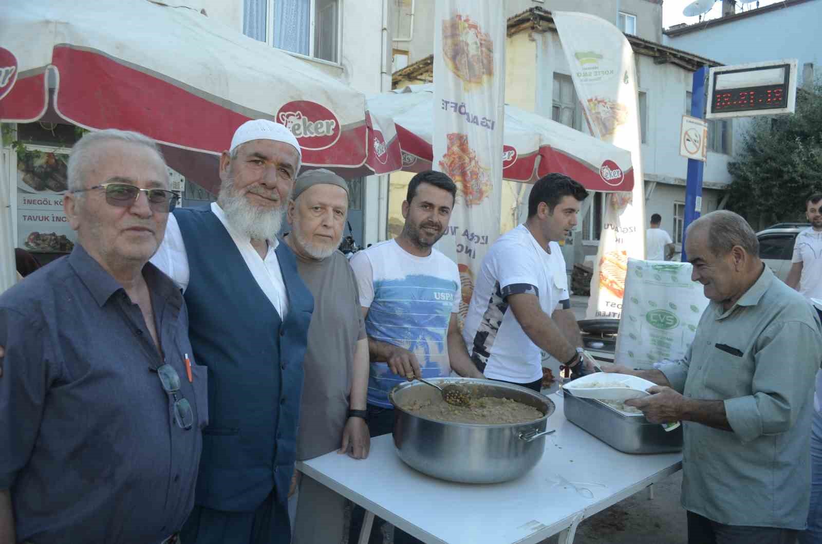 Mudanya’da şehitler anısına, beraberlik ve bereket için dua edildi 5 mudanyada sehitler anisina beraberlik ve bereket icin dua edildi 1 ReQNrwGY