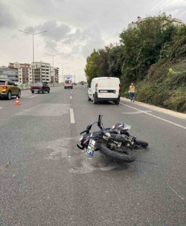 mudanyada-trafik-kazasi-1-yarali-bCQaXfBp.jpg