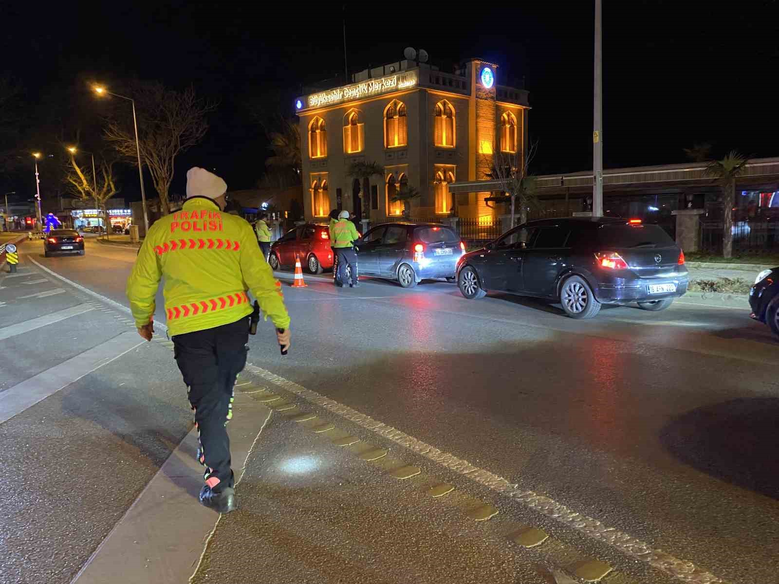 mudanyada trafikte huzur icin gece denetimi 2