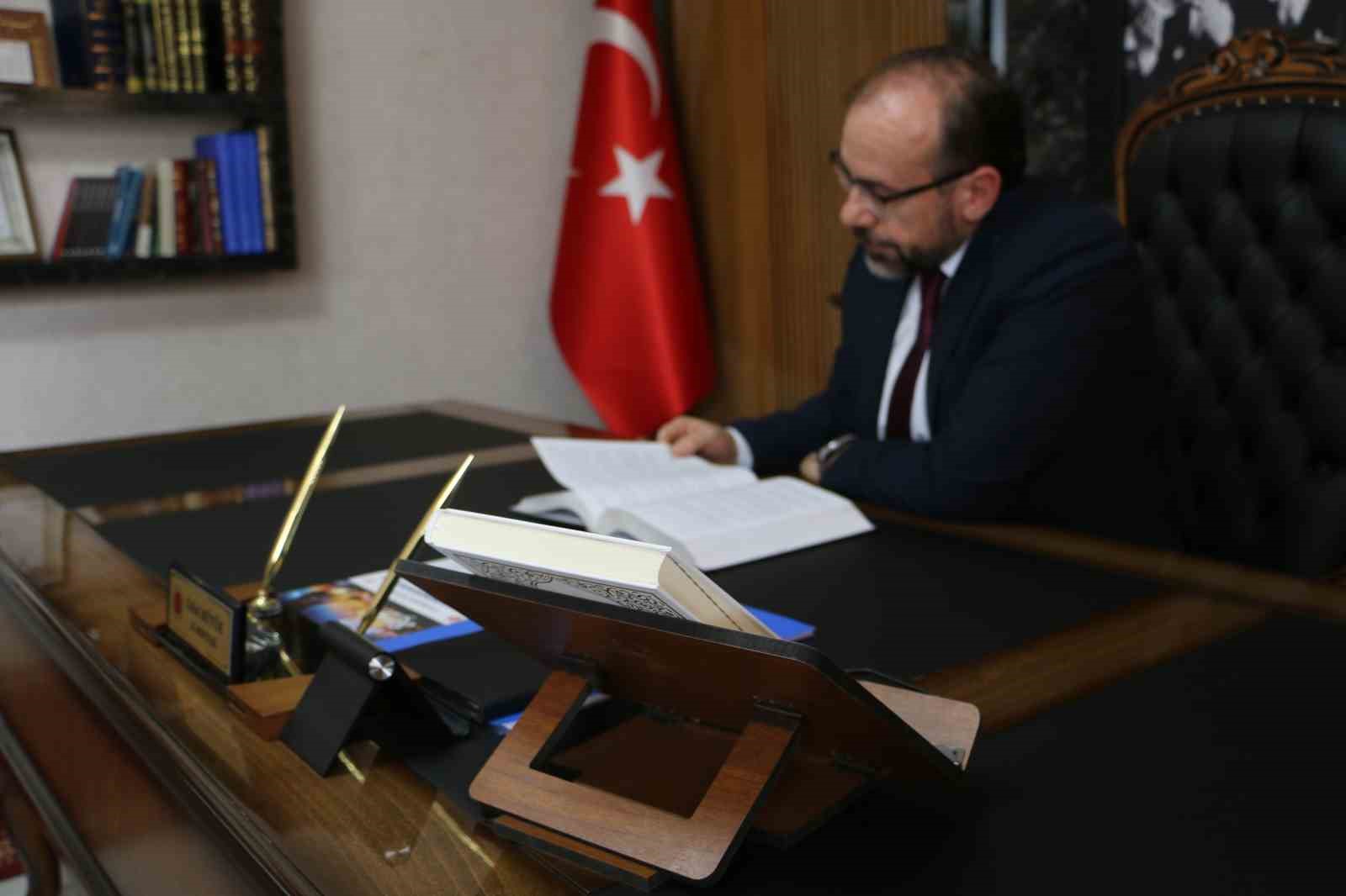 muftu buyuk oruc her muslumanin uzerine farz kilinmistir 3 2yP7m6JY