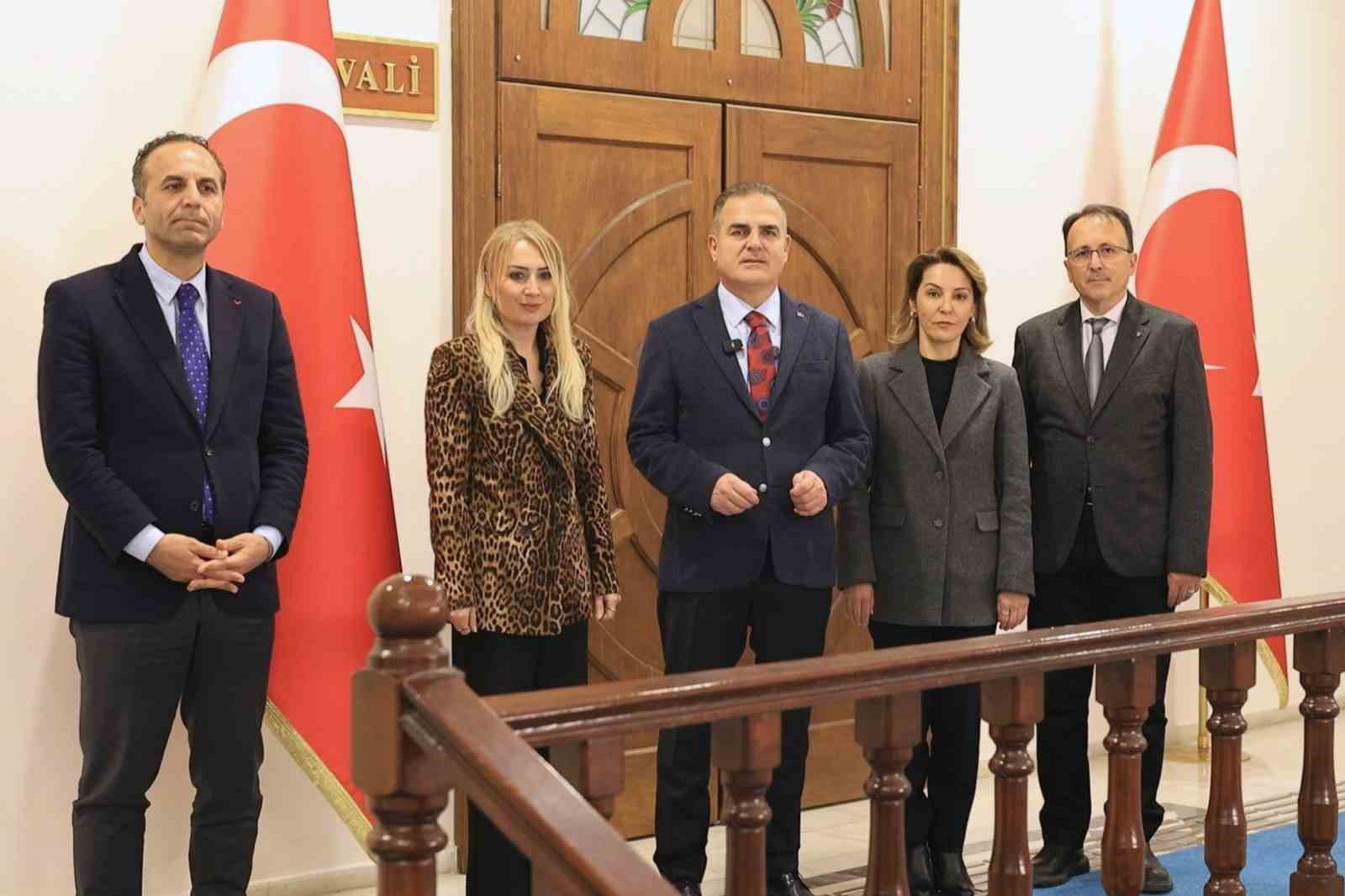 mugla valiliginde sigara birakma poliklinigi acildi 1 44HCgr2k