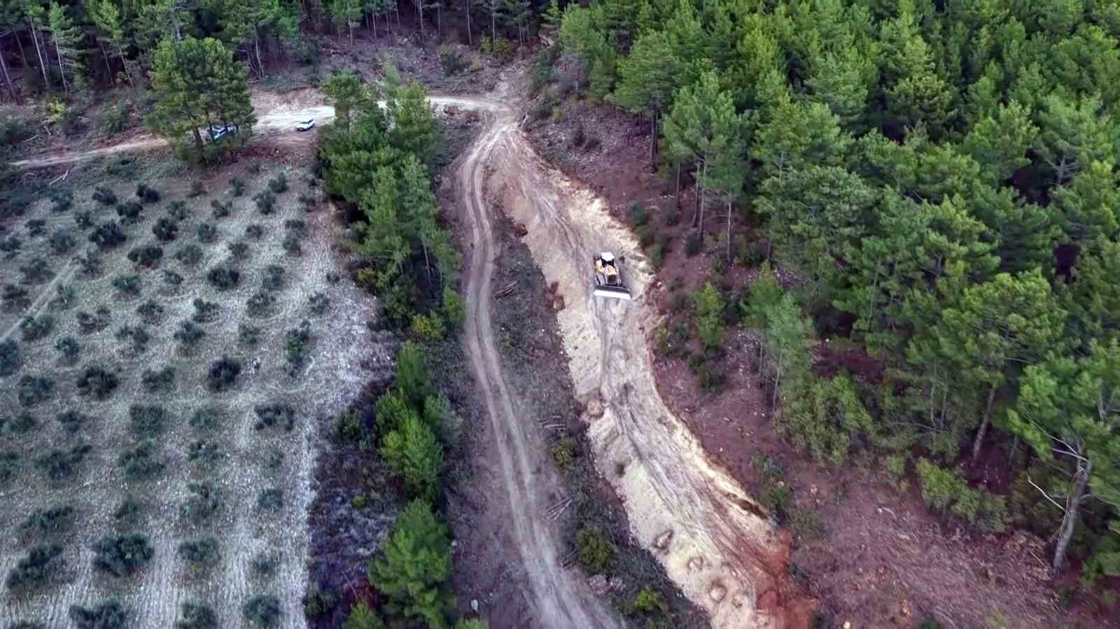 Muğla ve Aydın’da Orman yangın şerit yolu uzunluğu 2 bin kilometreye çıkıyor 7 mugla ve aydinda orman yangin serit yolu uzunlugu 2 bin kilometreye cikiyor 3 8ucgWJCg