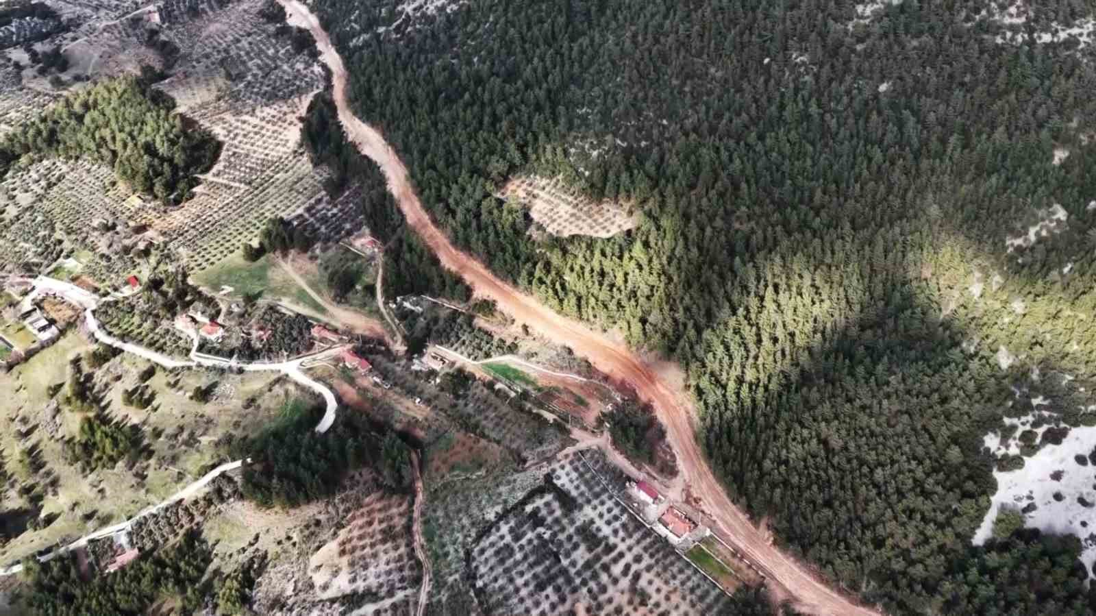 Muğla ve Aydın’da Orman yangın şerit yolu uzunluğu 2 bin kilometreye çıkıyor 10 mugla ve aydinda orman yangin serit yolu uzunlugu 2 bin kilometreye cikiyor 6 mwPmLh6I