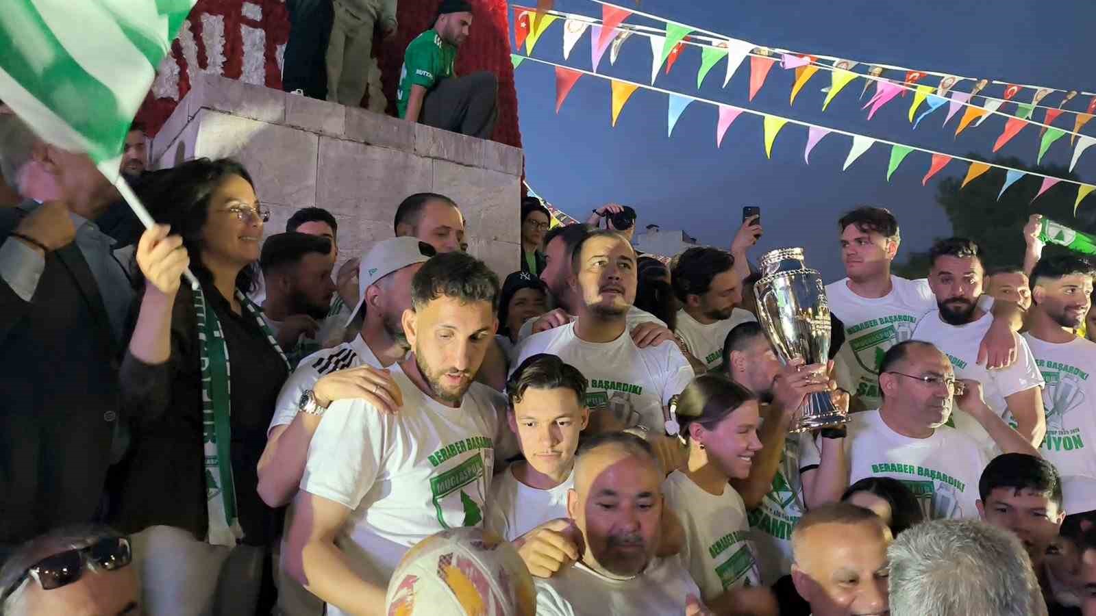 muglaspor kupa ile evine dondu 2 RciINd1w