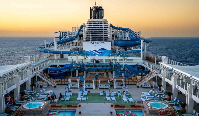 muhafazakar-cruise-gemisi-aroya-istanbulu-ana-liman-olarak-secti-zvMdXRy2.jpg