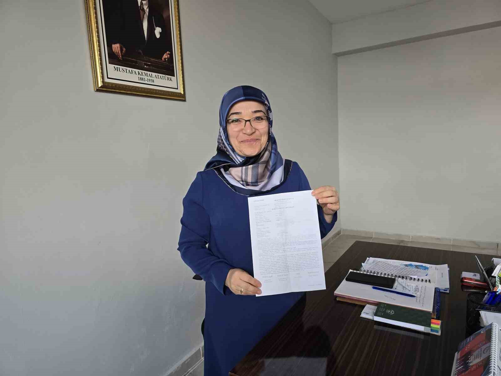 muhtar adina sahte hesap acip vatandasi 14 bin lira dolandirdilar 1 XlASIKam