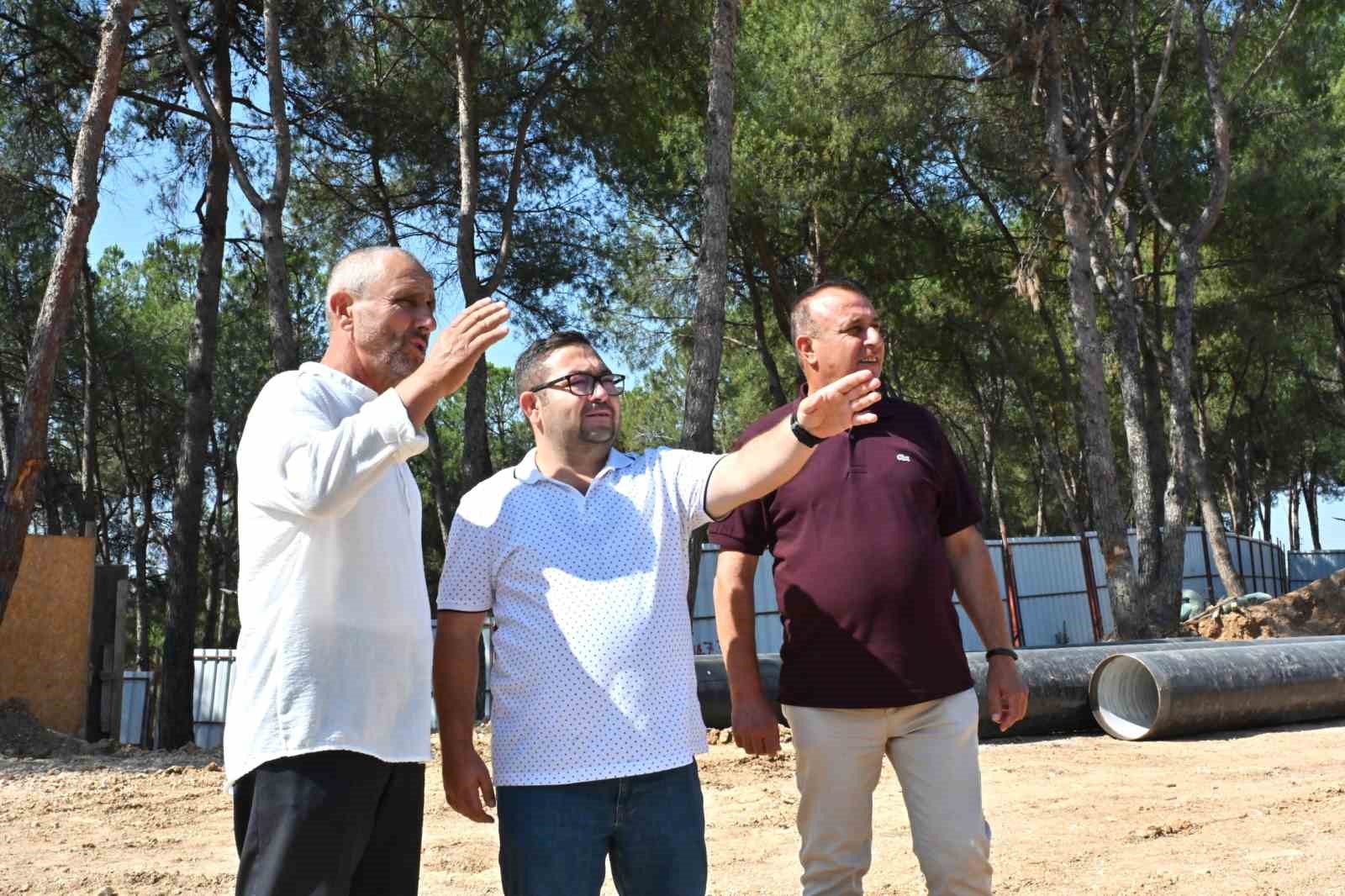 muhtarlardan baskan vekili bibaya tesekkur 3 IH32n4ni