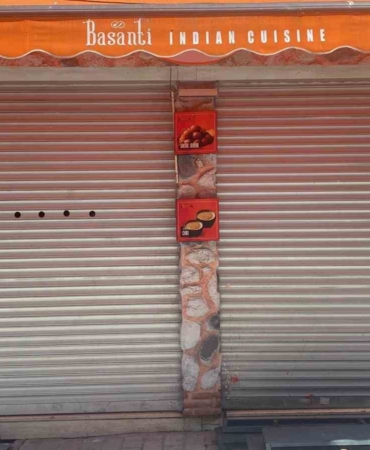 muhurlu-bos-dukkandan-yayilan-kotu-koku-ekipleri-harekete-gecirdi-RxOCUz7D.jpg