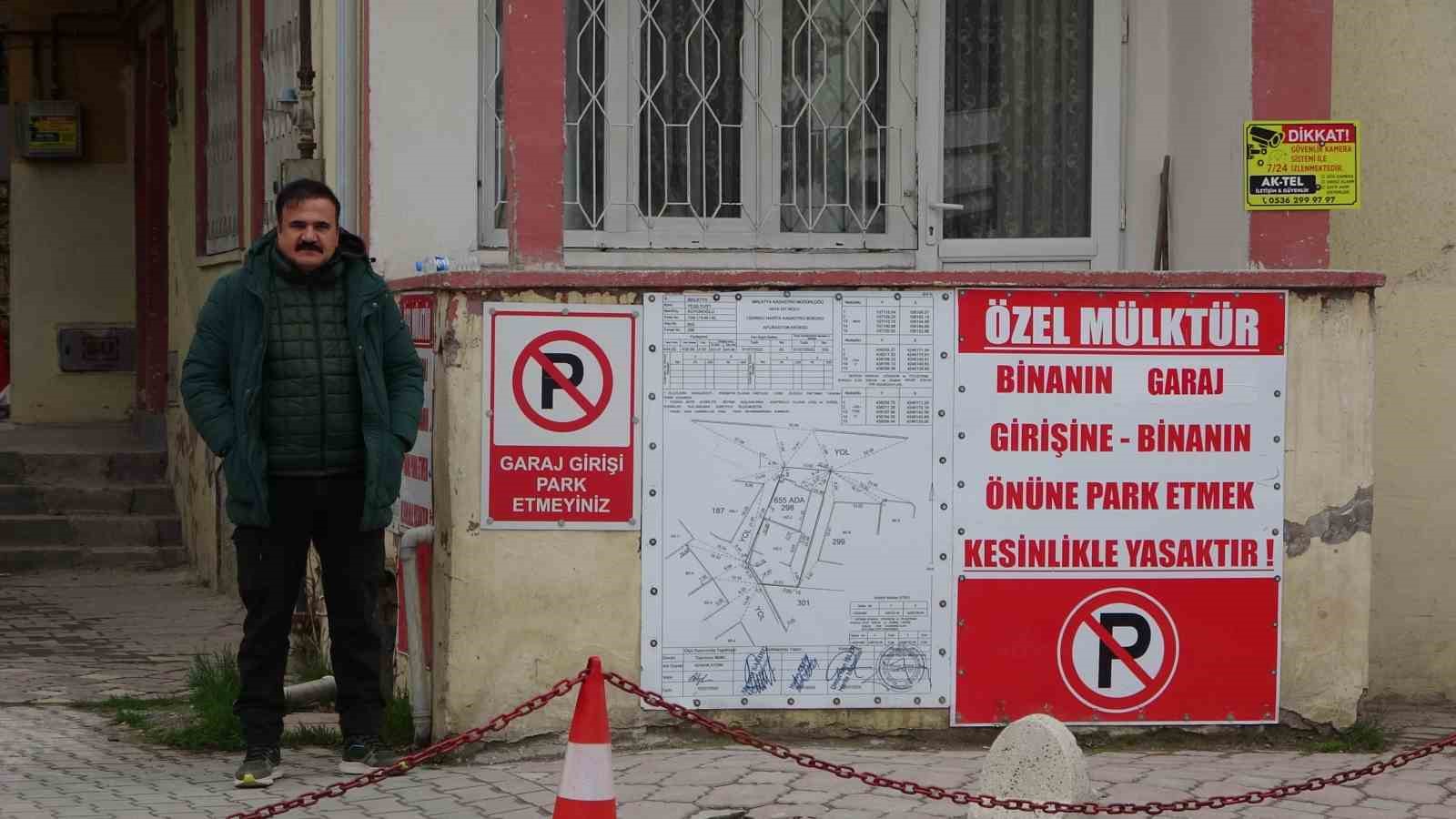 mulkum diyerek kaldirimi dubalarla kapatti 1 3rEjlb2k