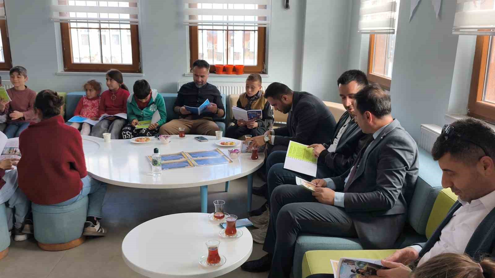 muradiyenin minik yazarlari ilk imzalarini atti 1 OVIl7zkQ