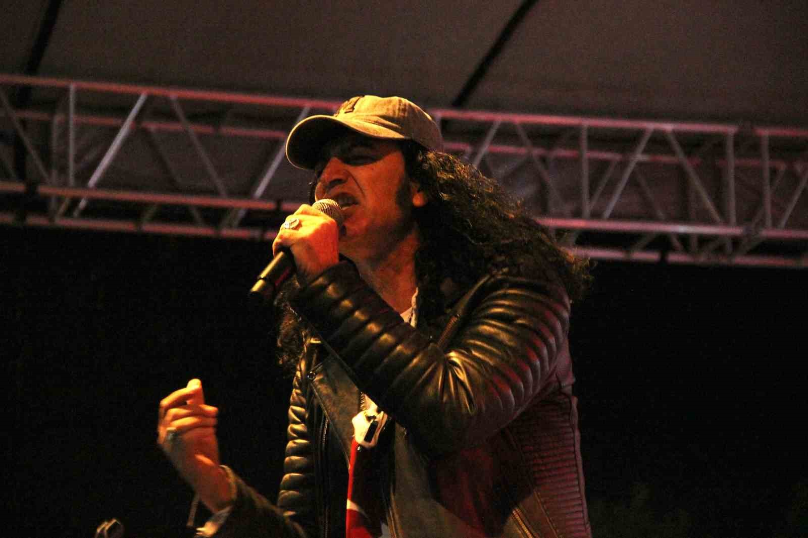 murat kekilli corumlu hayranlarini costurdu 2 iD12sjCi