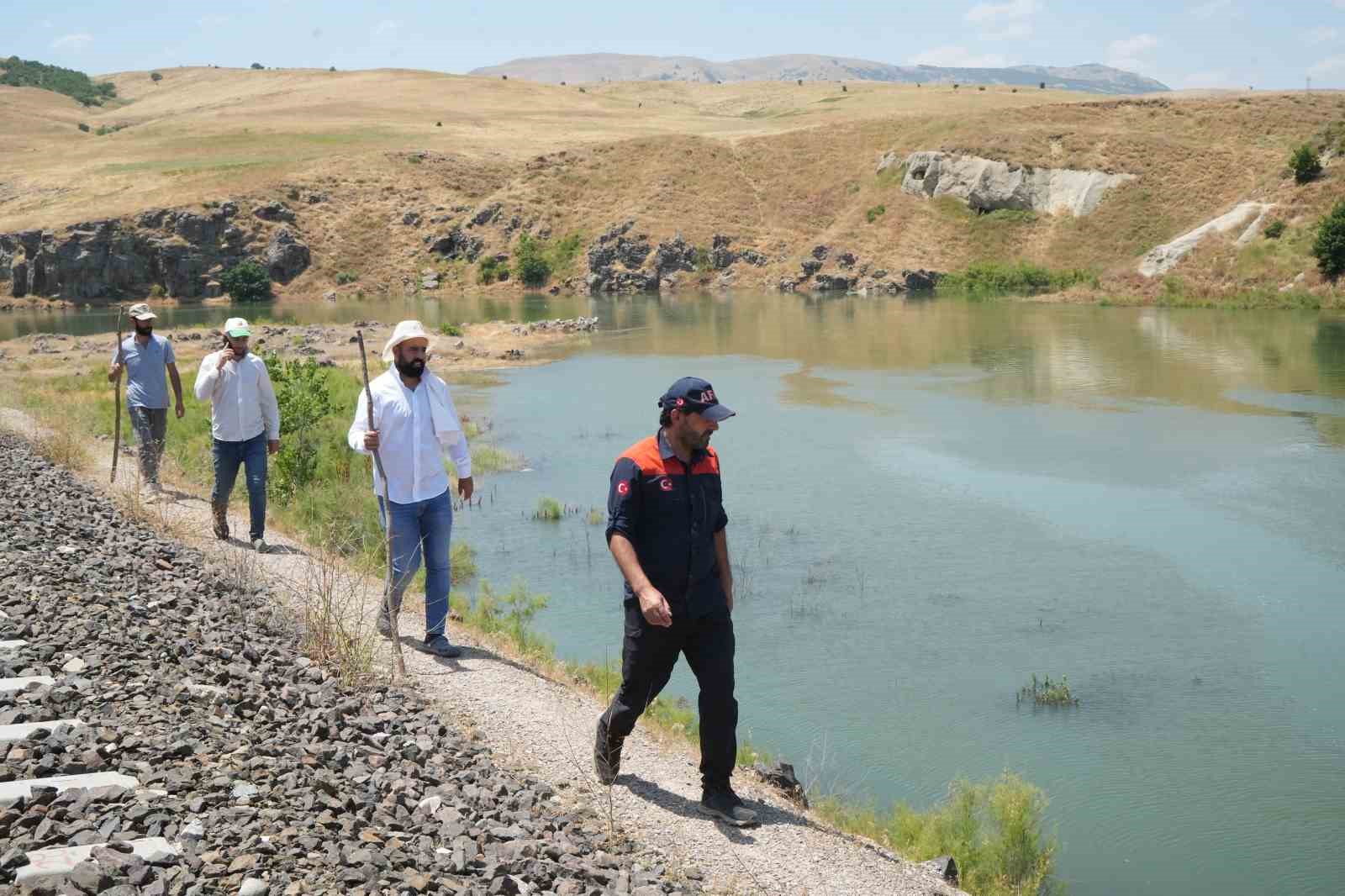 Murat Nehri’nde kaybolan Berat’ı arama çalışmaları 4’üncü gününde 8 murat nehrinde kaybolan berati arama calismalari 4uncu gununde 4 yLXVIQrz