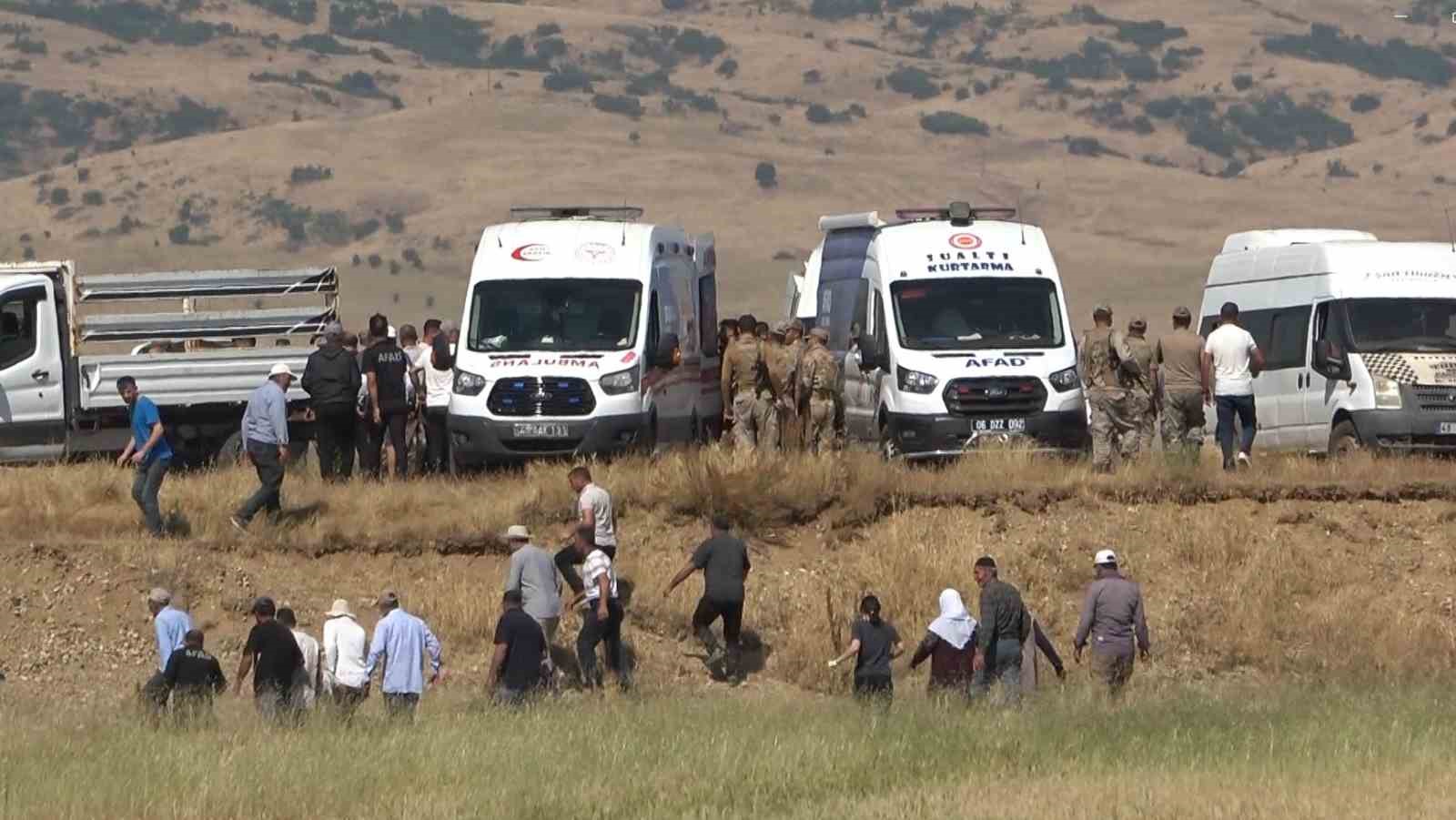 Murat Nehri’nde kaybolan Berat’ın cansız bedenine ulaşıldı 7 murat nehrinde kaybolan beratin cansiz bedenine ulasildi 3 da6QNPBm