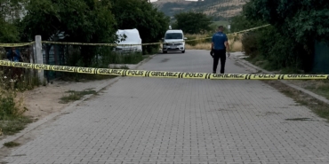 muratlida-feci-kaza-kargo-aracinin-carptigi-bir-cocuk-oldu-1-cocuk-agir-yarali-YSmAJz1J.jpg