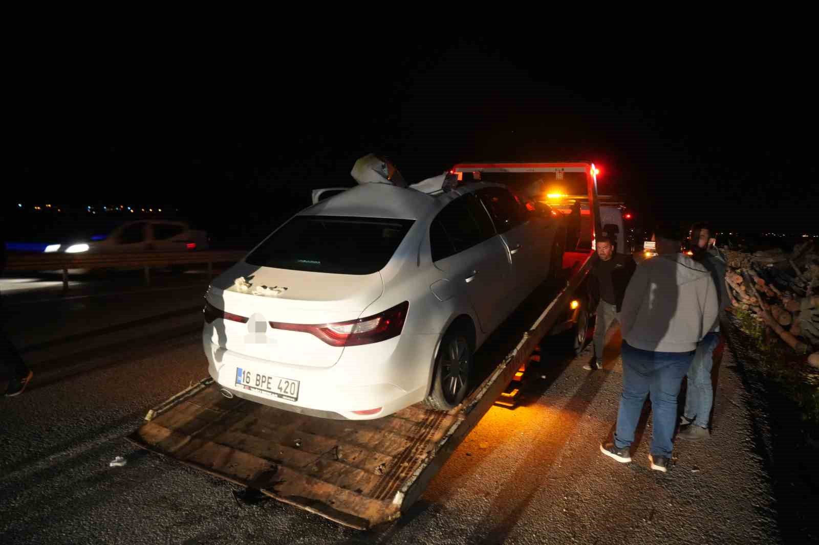 mus bingol kara yolunda otomobil ata carpti 7 yarali 0 QOHz6ULc