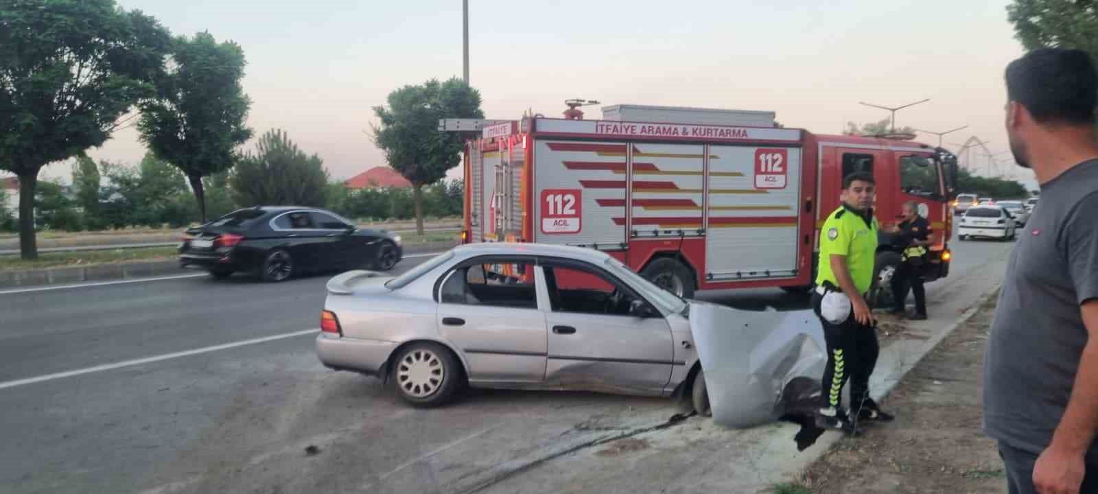 mus bitlis kara yolunda kaza 3 yarali 0 pCrrJfsW