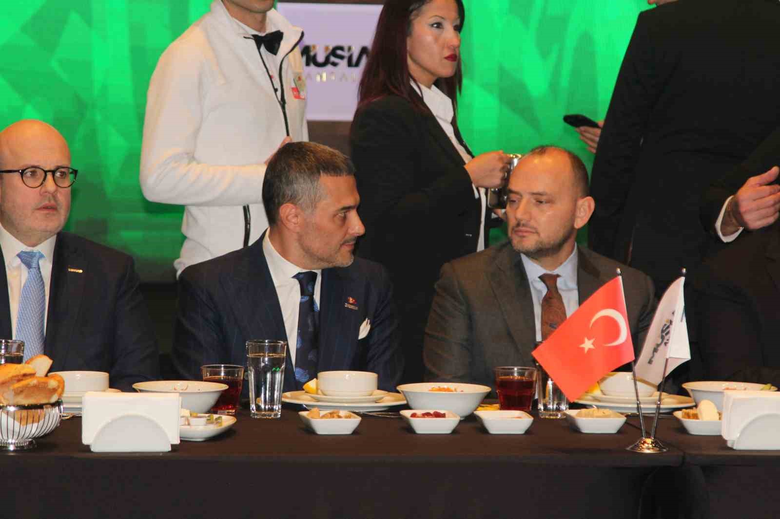 MÜSİAD Genel Başkanı Özdemir: "İnanıyoruz ki bu asrın merkezinde Türkiye yer alacaktır" 4 musiad genel baskani ozdemir inaniyoruz ki bu asrin merkezinde turkiye yer alacaktir 0 jq5ec9ir