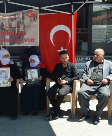 muslu-ailelerden-cocuklarina-teslim-ol-cagrisi-wGN4xcF5.jpg