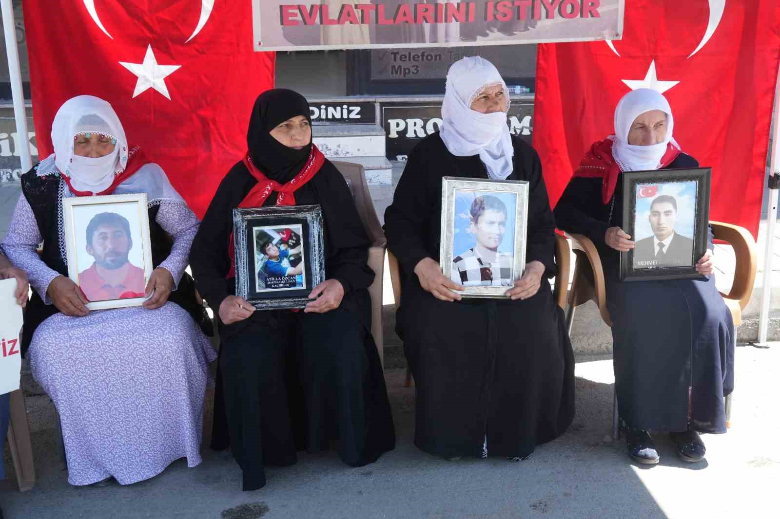 muslu ailelerin evlat nobeti devam ediyor 4 WWaQdAMm