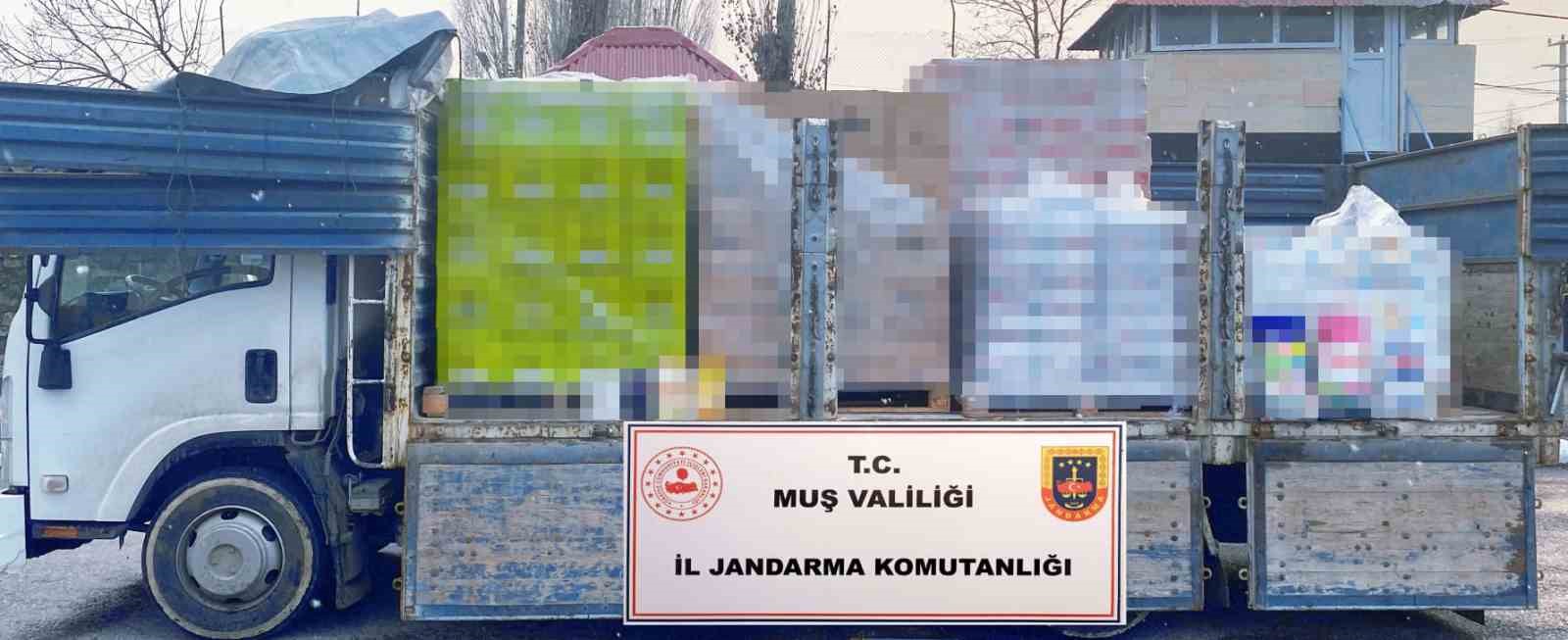 Muş’ta 1 milyon 820 bin TL’lik sahte ürün ele geçirildi 6 musta 1 milyon 820 bin tllik sahte urun ele gecirildi 2 vIhJJ2zt