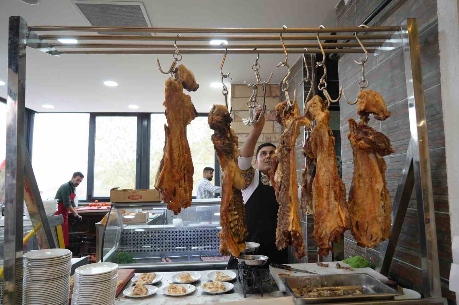 musta 15 yillik ustalikla buryan gelenegi yasatiliyor 1 9Xkf2dGd