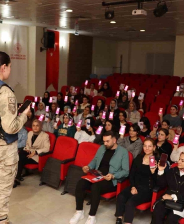 musta-160-universite-ogrencisine-kades-uygulamasi-anlatildi-2TJpaGcb.jpg
