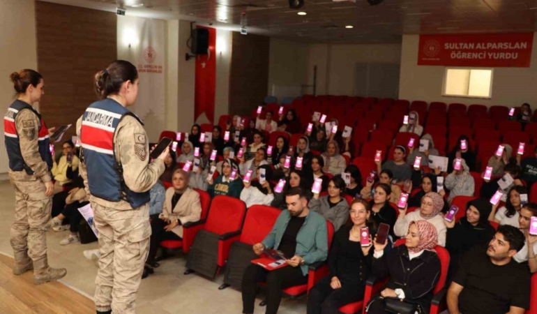 musta-160-universite-ogrencisine-kades-uygulamasi-anlatildi-2TJpaGcb.jpg