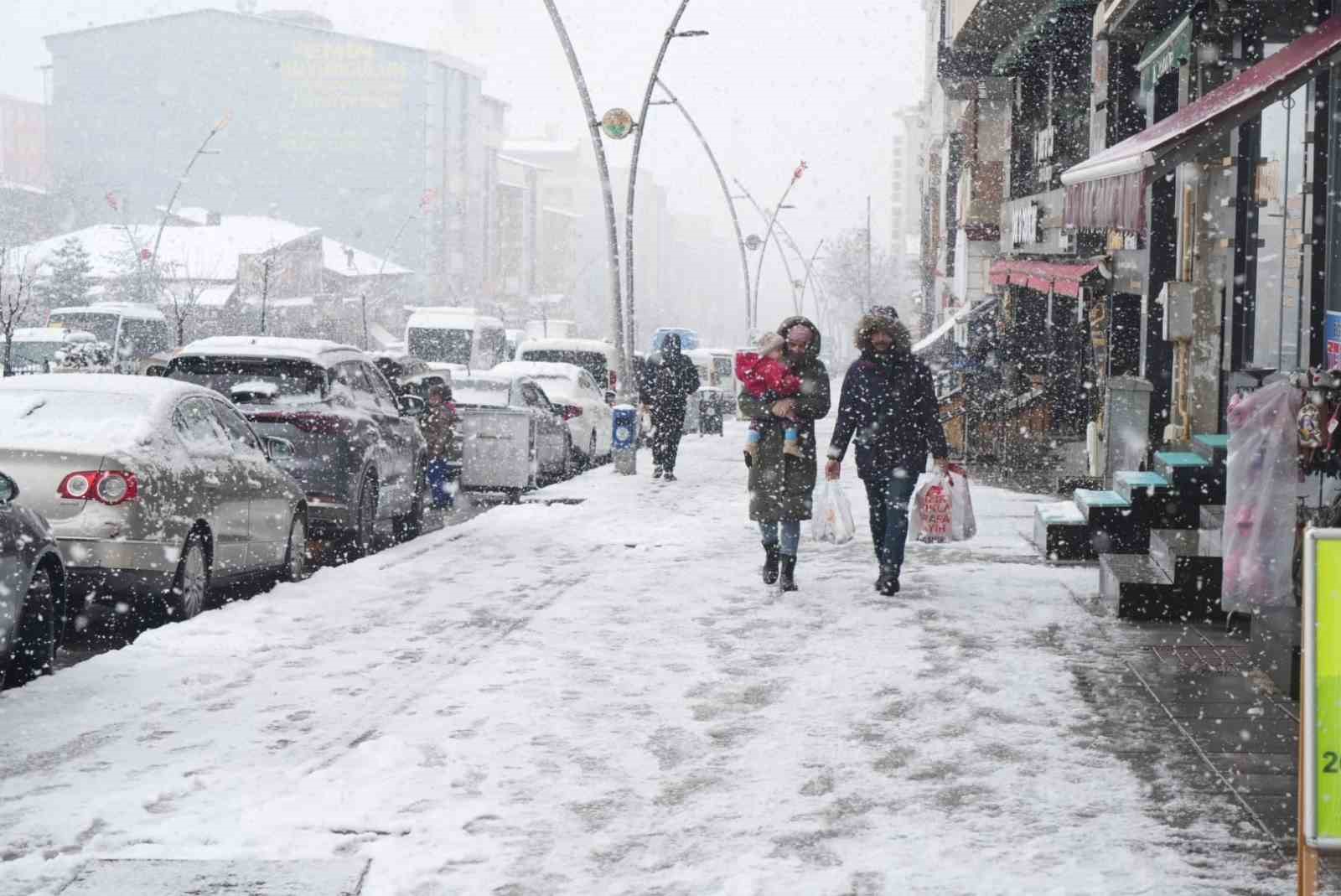 musta 40 koy yolu kapandi mahsur kalan hasta kurtarildi 3 ZQ8VTfee