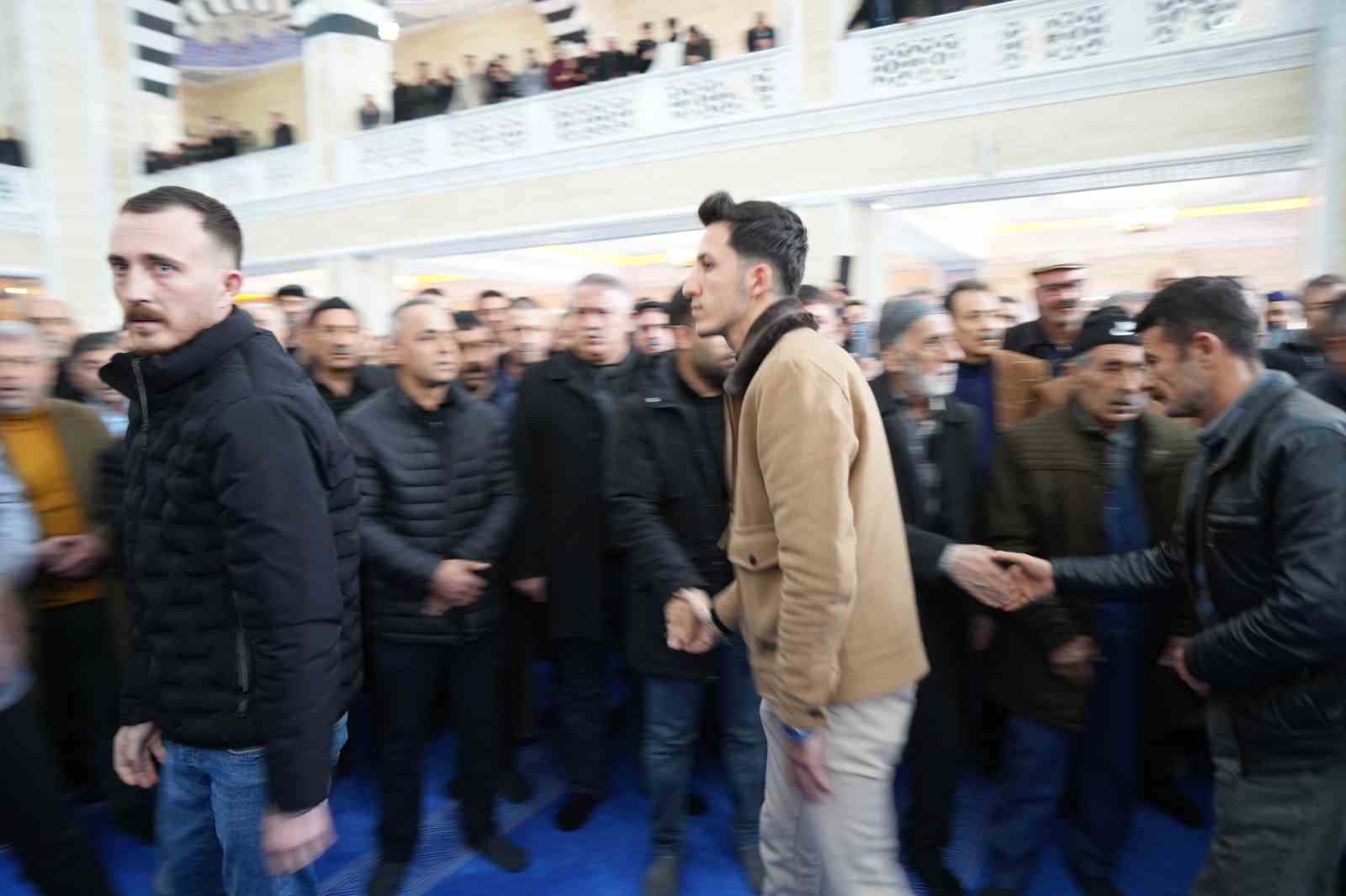 musta bir kisinin olumuyle baslayan husumet barisla sonuclandi 4 QMIwNeGQ