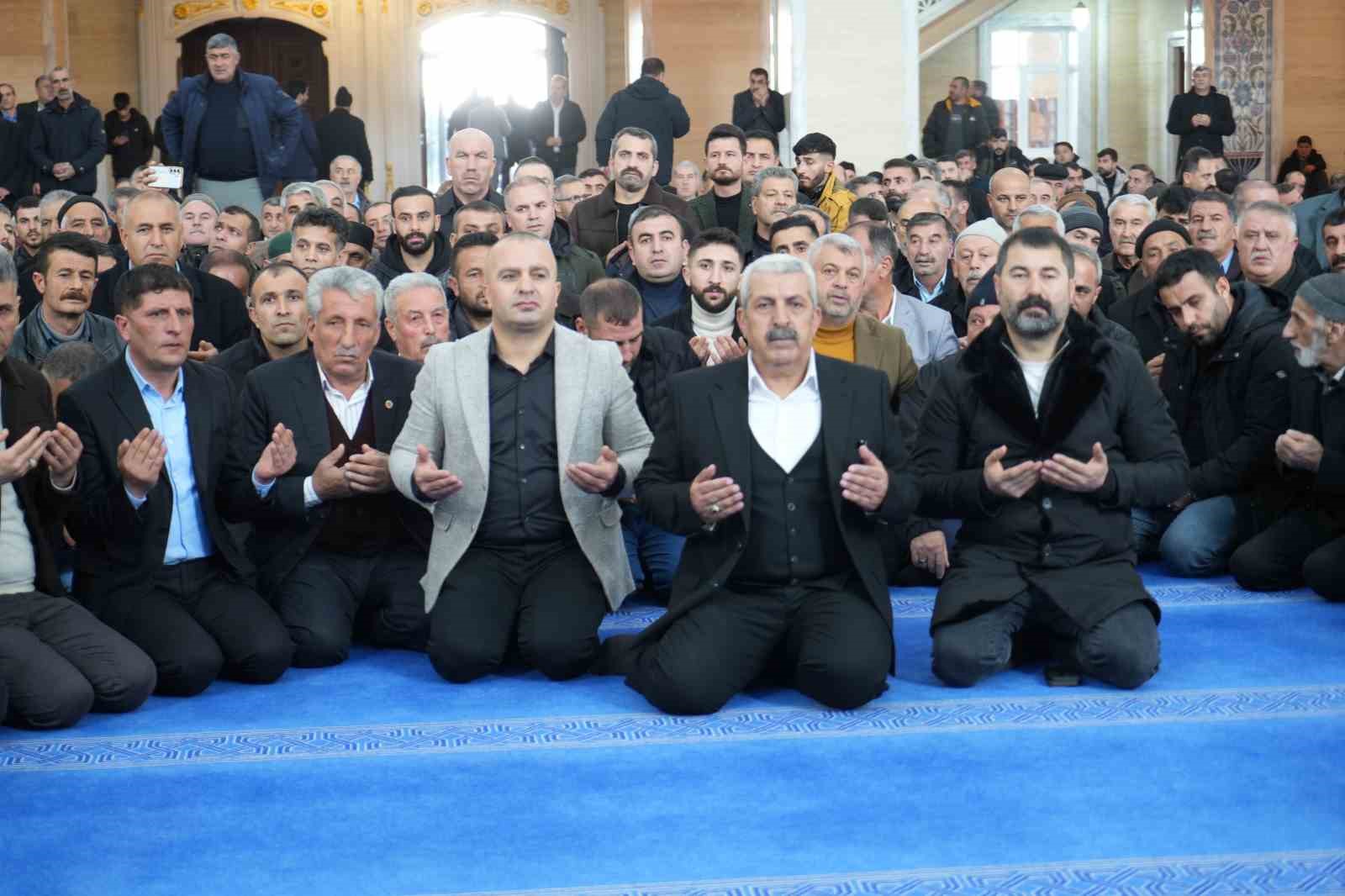 musta bir kisinin olumuyle baslayan husumet barisla sonuclandi 5 4mJdSu3p