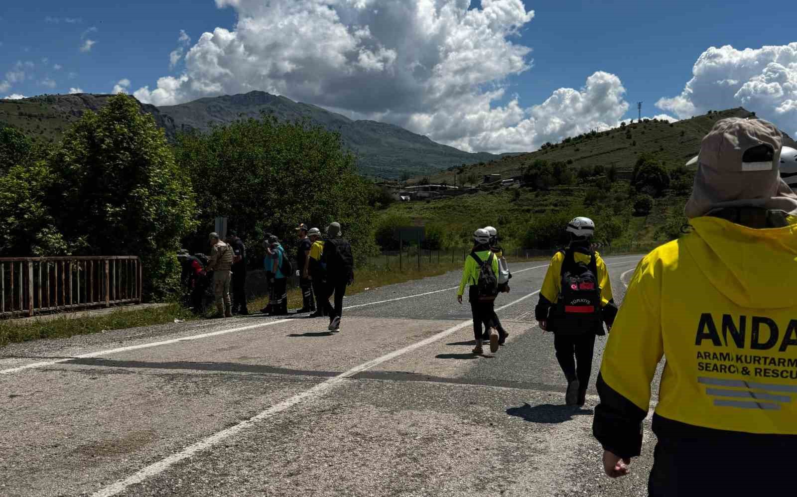 musta dereye dusen kayip kadin batmanda araniyor 2 68hLXj47