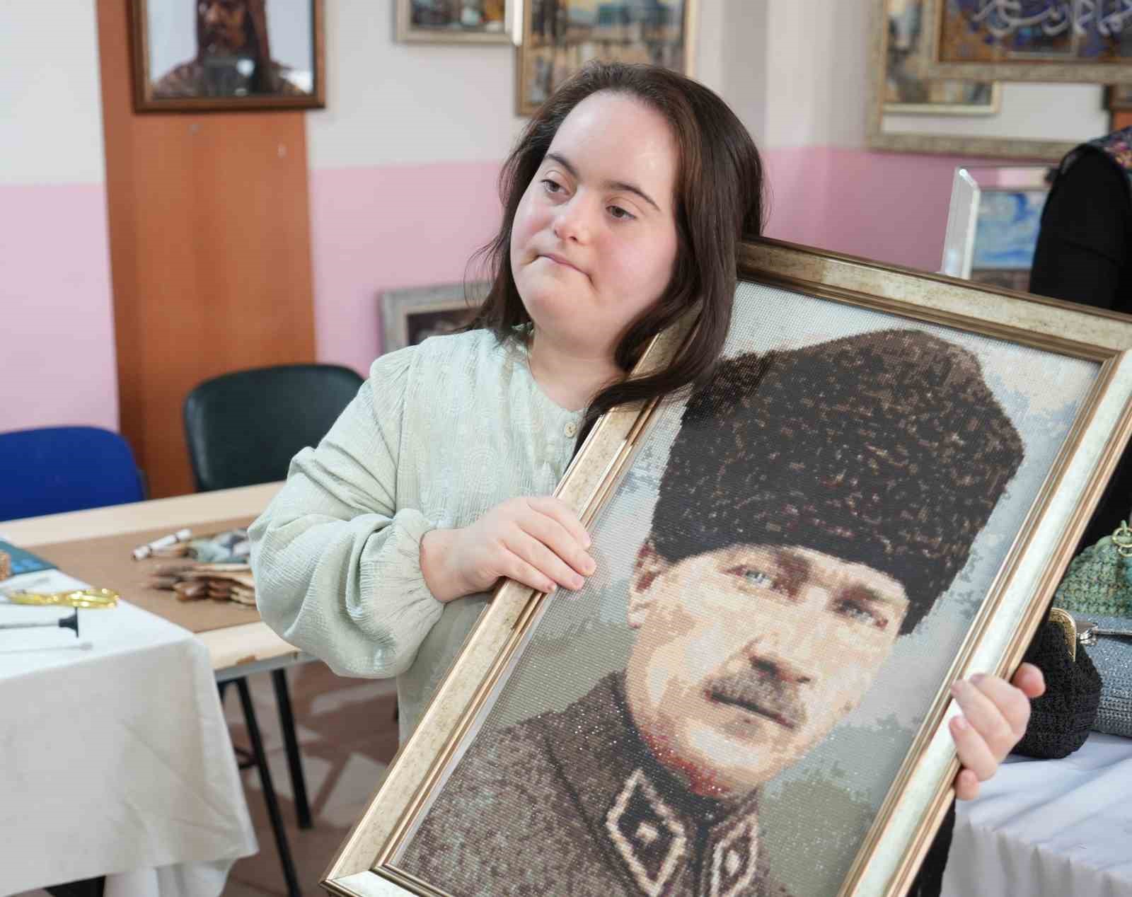 musta down sendromlu rabianin sanatla yukselen basarisi 5 haCghlsm