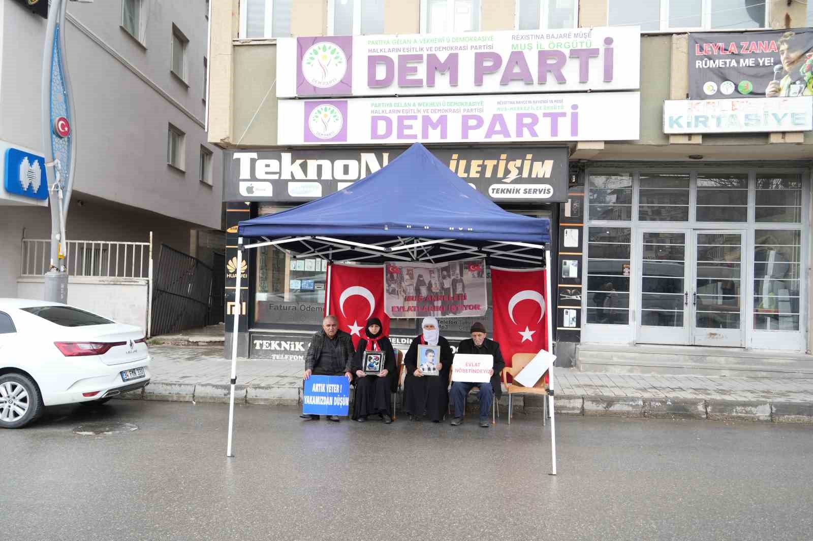 musta evlat nobeti devam ediyor 0 5AaOVuGn